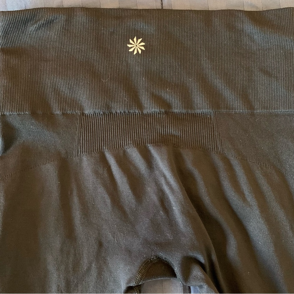 Athleta Breakthrough Laser Cut Tights Size XS - Picture 8 of 11